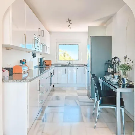 Two Bedroom Penthouse In Miraflores With Sea Views Apartment